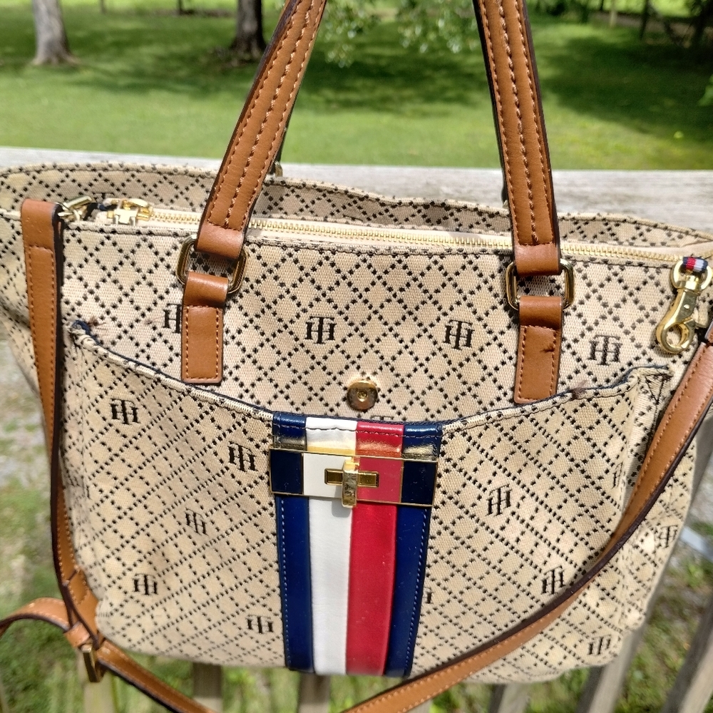 Vintage Style Tommy Hilfiger Purse - Picture 3 of 14